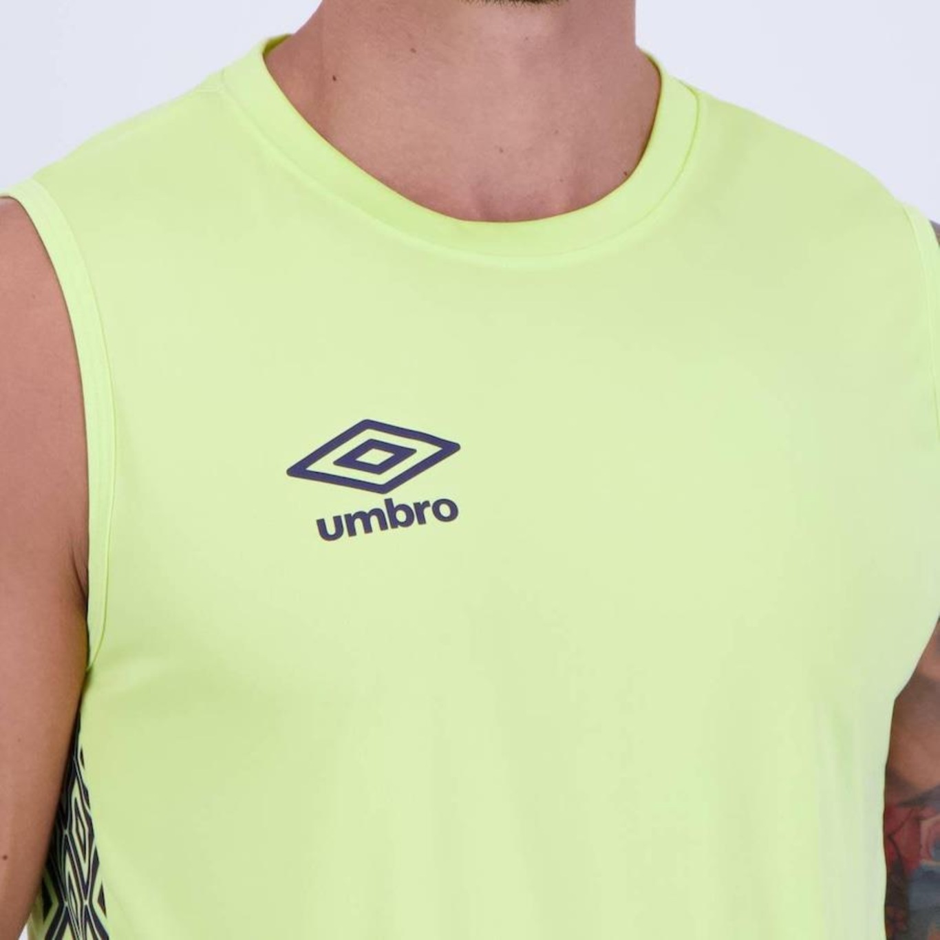 Camiseta Regata Umbro Dynamic - Masculina - Foto 5