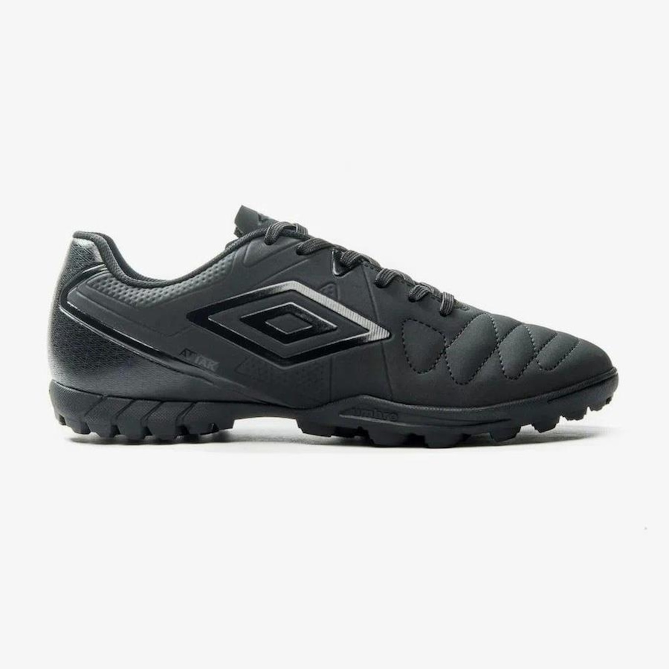 Chuteira Society Umbro Attak Eternal - Adulto - Foto 1