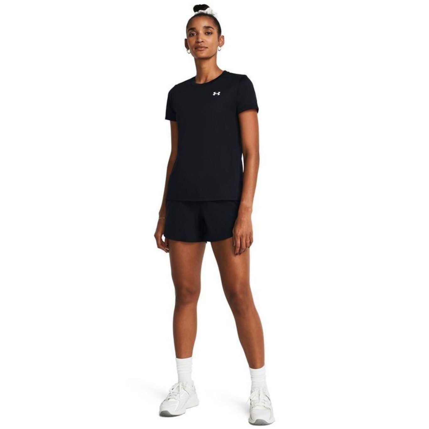 Camiseta de Treino Under Armour Tech Solid - Feminina - Foto 4