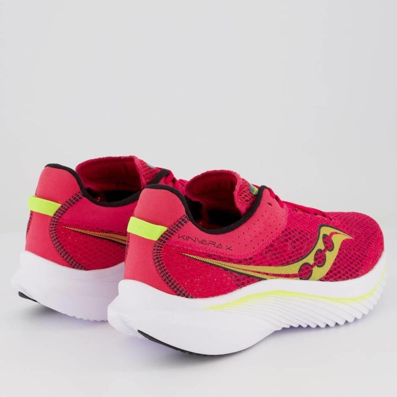 Tênis Saucony Kinvara 14 - Feminino - Foto 3