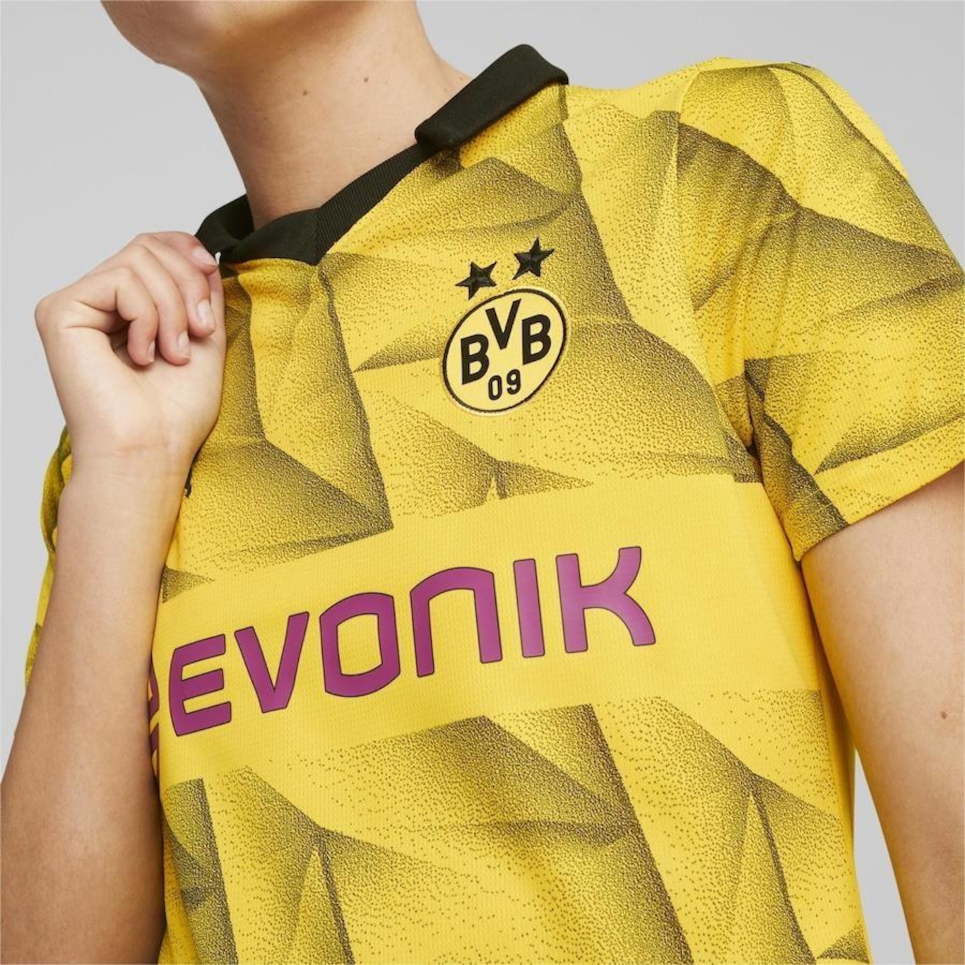 Camisa Borussia Dortmund 23/24 Third Puma - Feminina - Foto 5