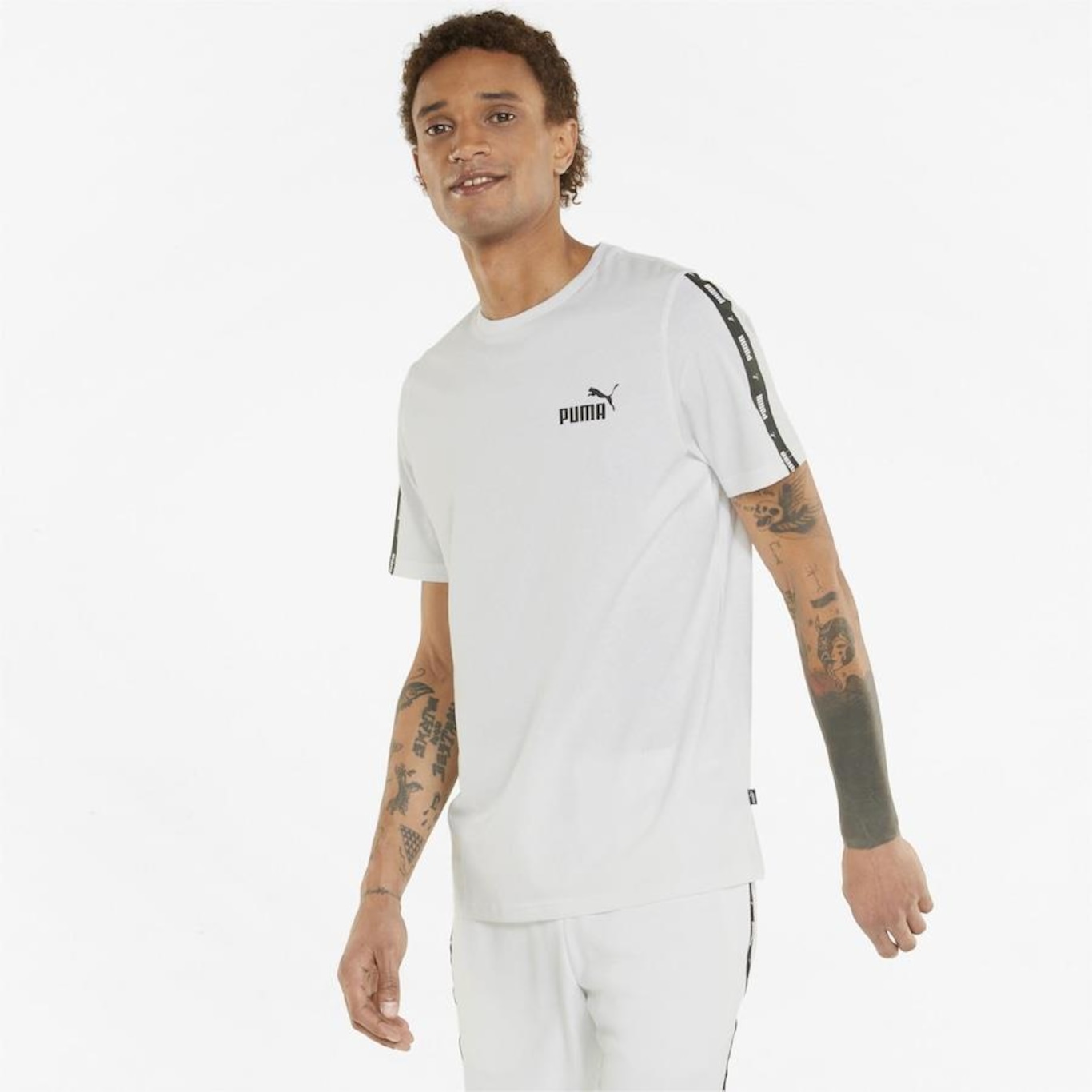 Camiseta Puma Essentials+ Tape - Masculina - Foto 3