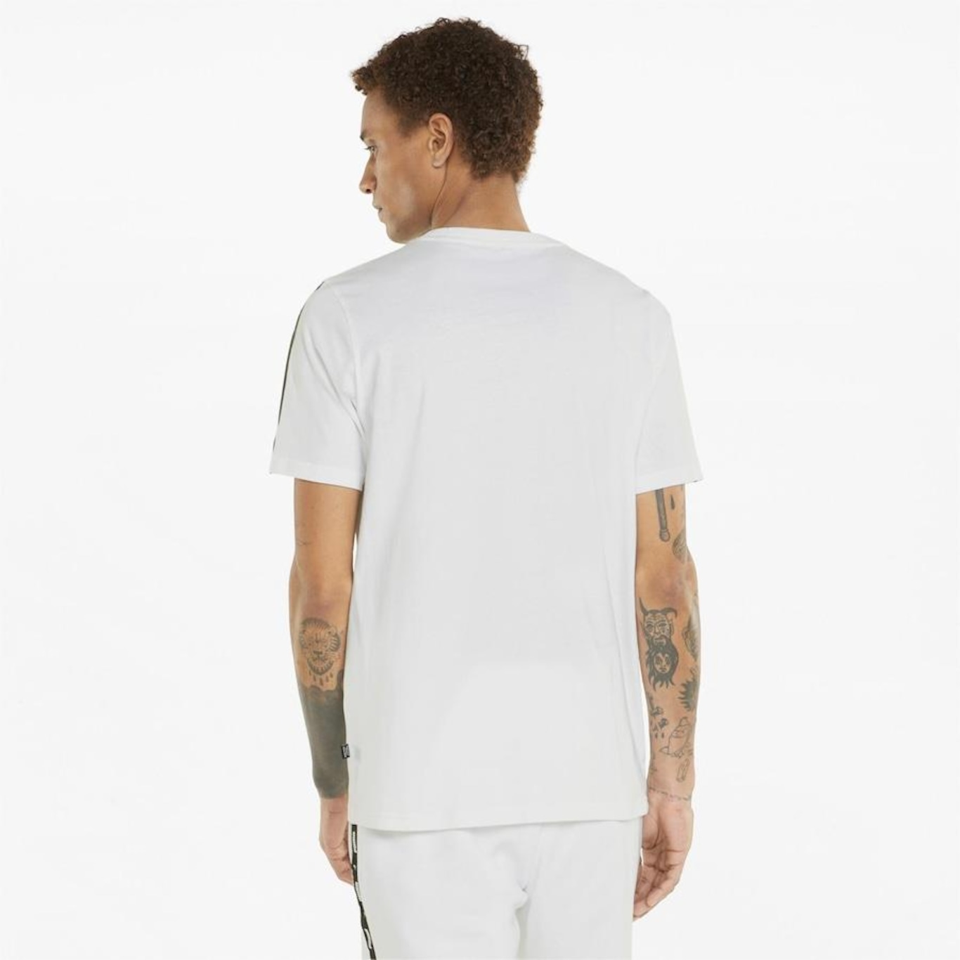 Camiseta Puma Essentials+ Tape - Masculina - Foto 4