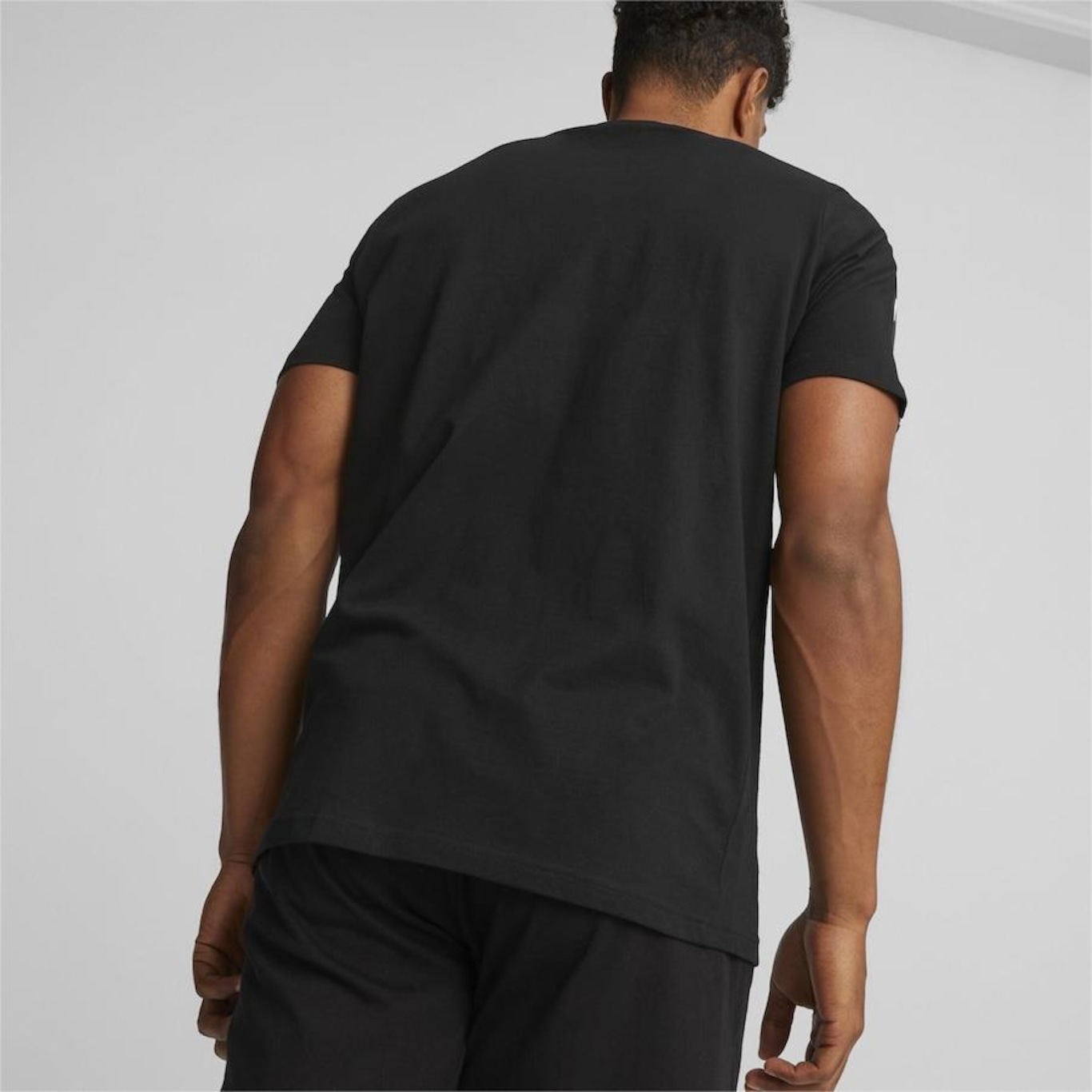 Camiseta Puma Essentials+ Tape - Masculina - Foto 5