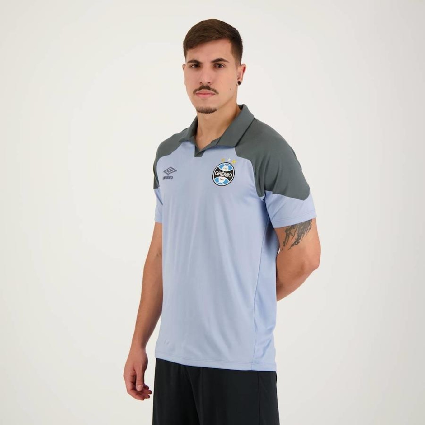 Camisa Polo do Grêmio 2023 Umbro Viagem - Masculina - Foto 3