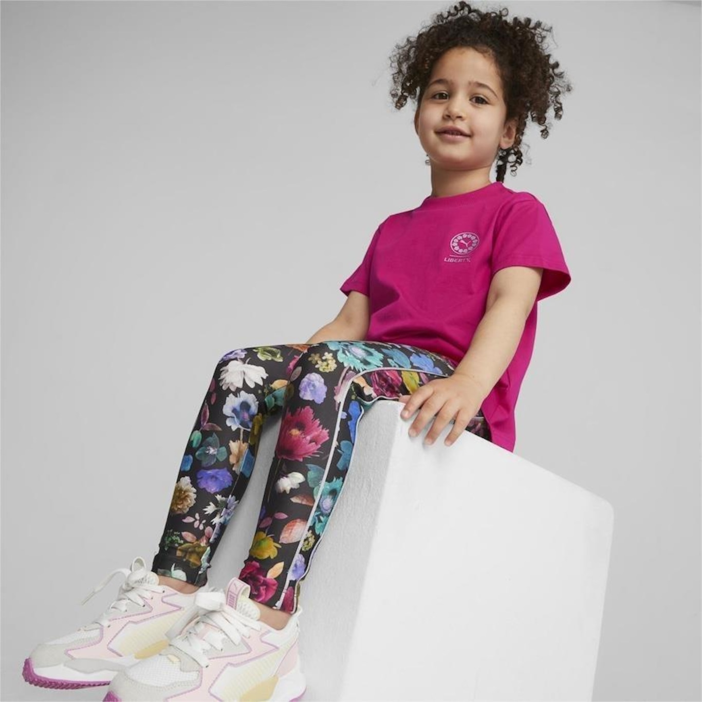 Camiseta Puma Graphic X Liberty - Infantil - Foto 1