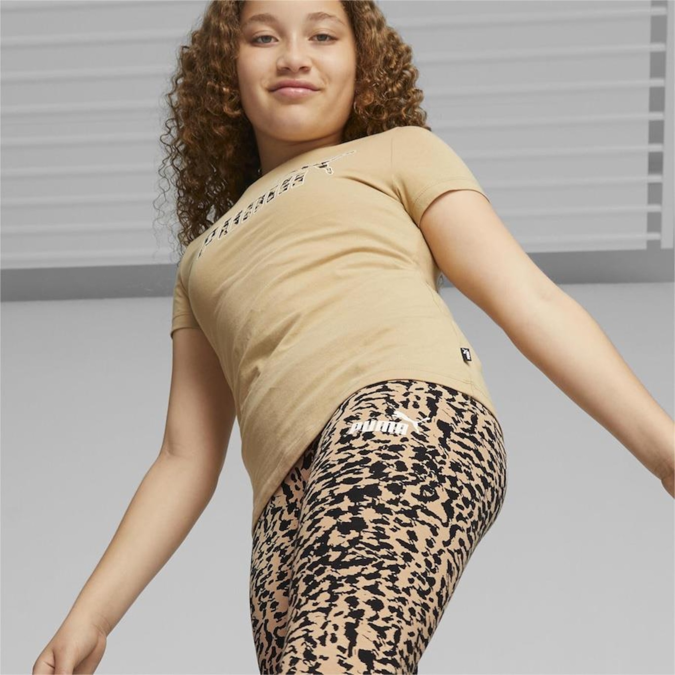 Calça Legging Puma Ess+ Animal - Infantil - Foto 6