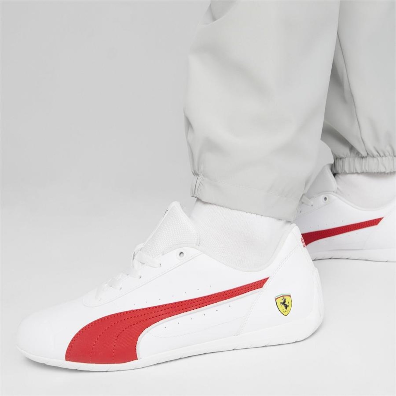 Tênis Puma Neo Cat Scuderia Ferrari - Masculino - Foto 2