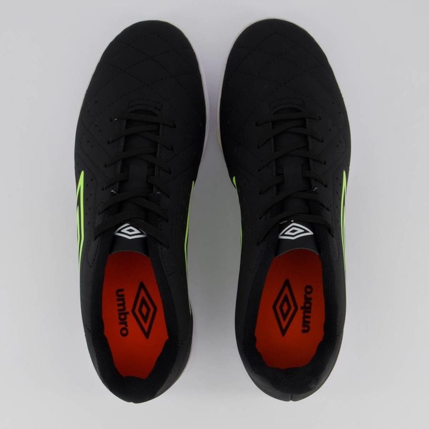 Chuteira Futsal Umbro Neo Striker - Adulto - Foto 4