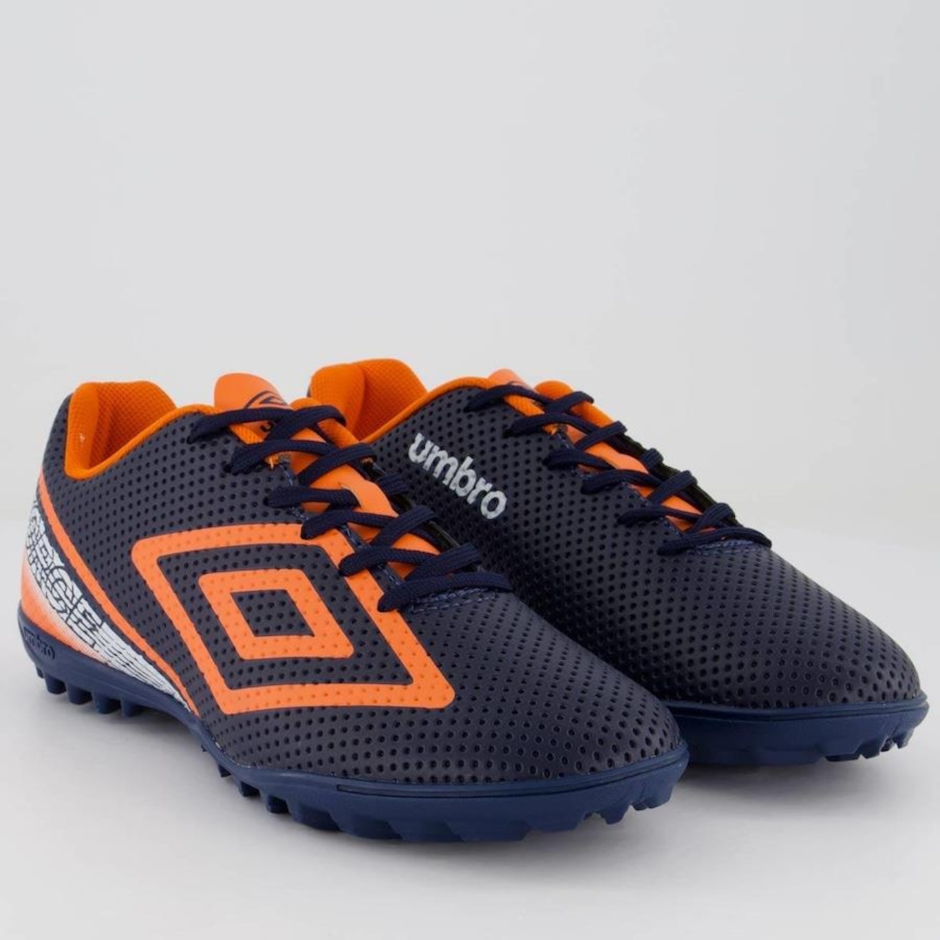 Chuteira Society Umbro Force - Adulto - Foto 2