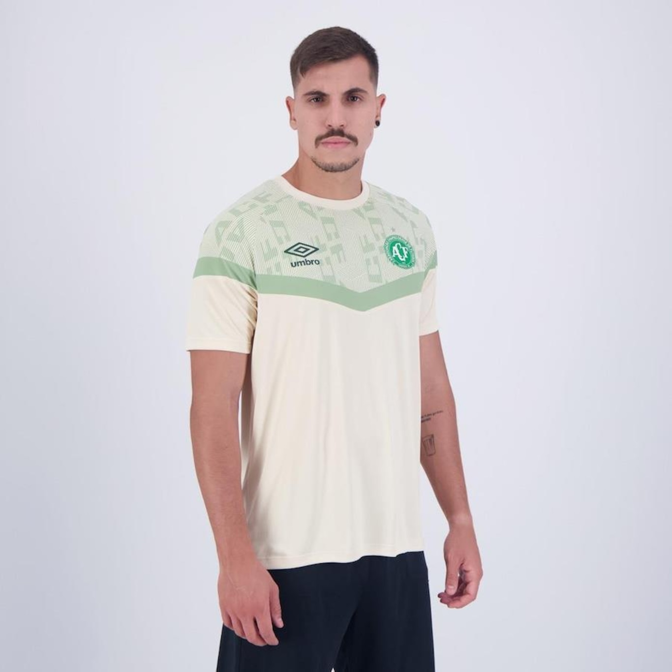 Camisa do Chapecoense Treino 2023 Umbro - Masculina - Foto 2