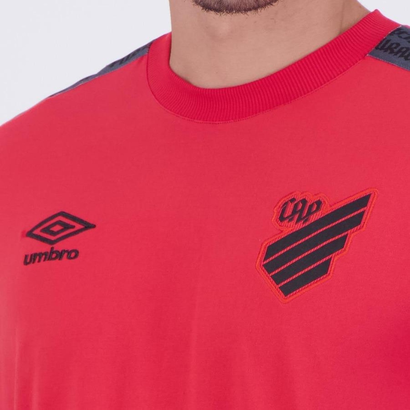 Camisa do Athletico Paranaense Concentração 2022 Umbro - Masculina - Foto 5