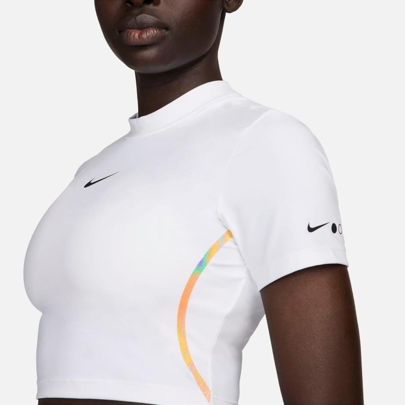 Camiseta Nike Pro Dri-Fit Cropped - Feminina - Foto 4