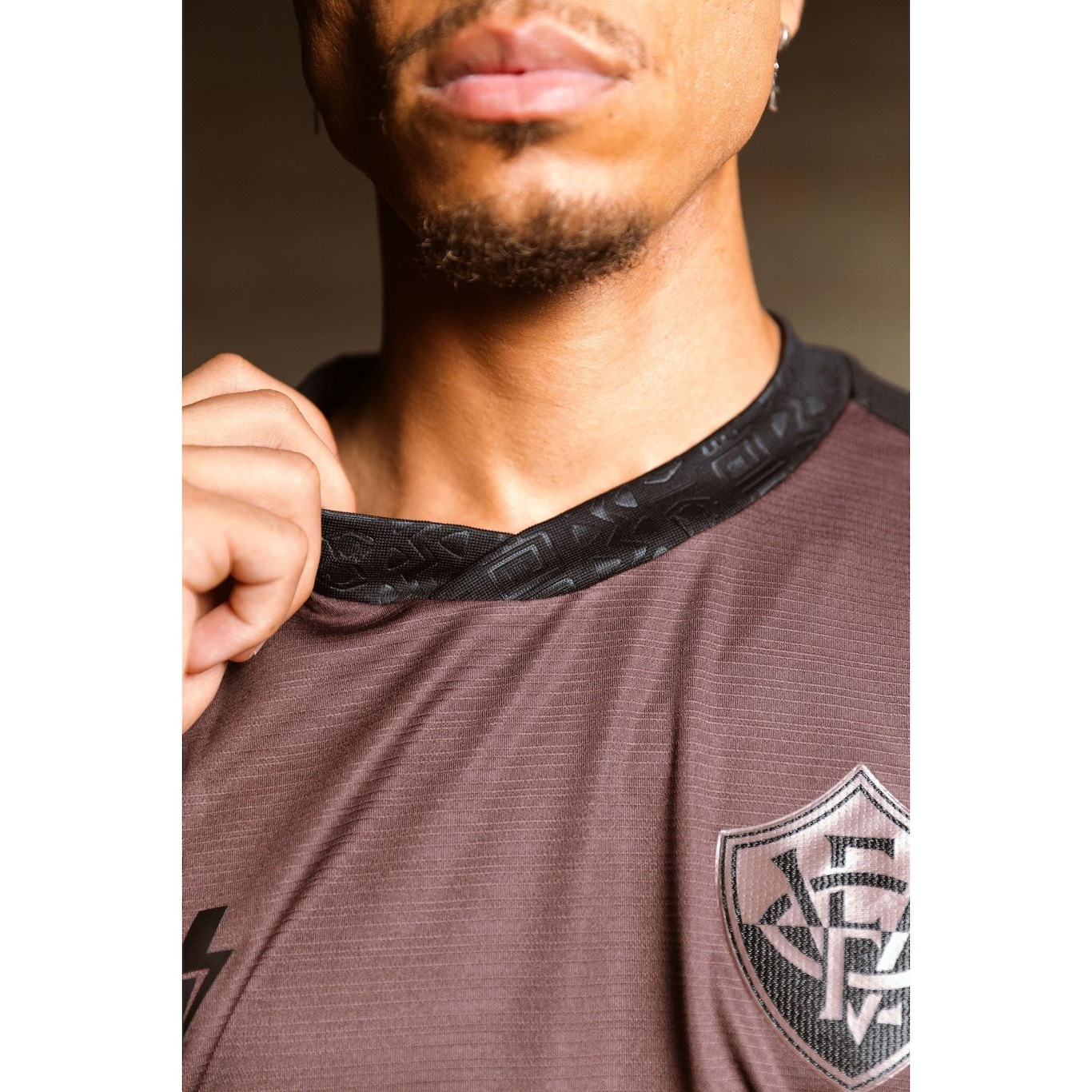 Camisa do Vitoria Consciência Negra - Masculina - Foto 5