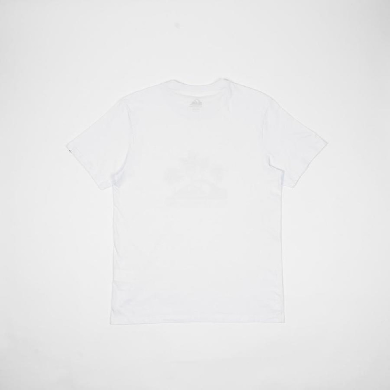 Camiseta Quiksilver Baikadam - Masculina - Foto 4