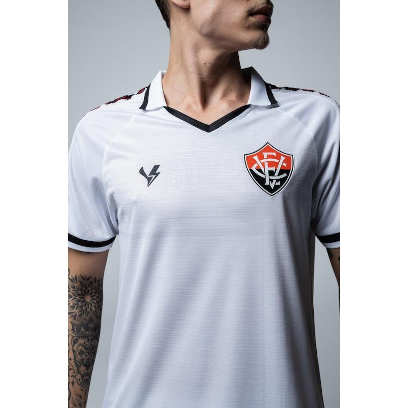 Camisa do Vitória Jogo 2 2023 Volt - Masculina - Foto 2