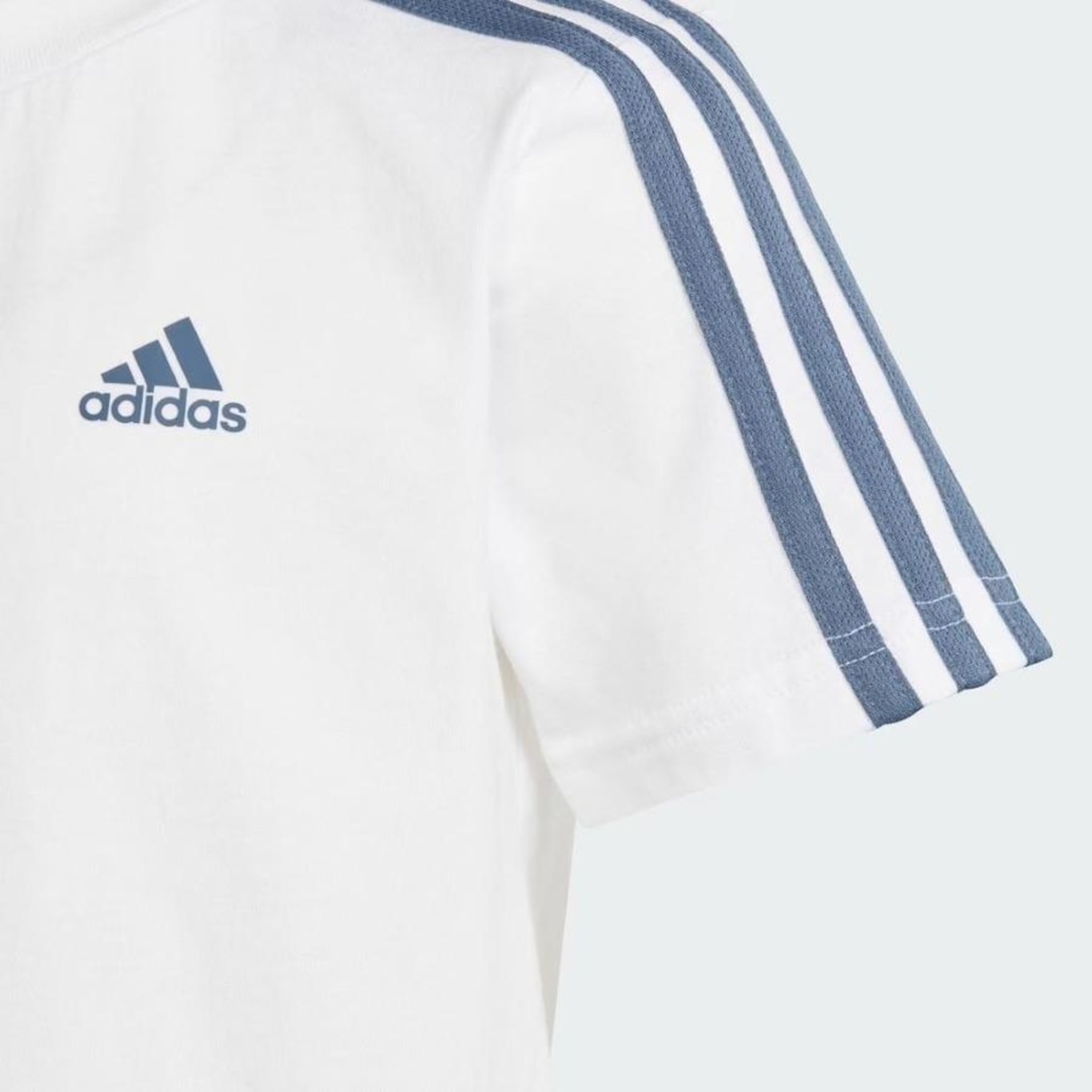 Conjunto Camiseta + Short adidas 3 Stripes Essentials - Infantil - Foto 5