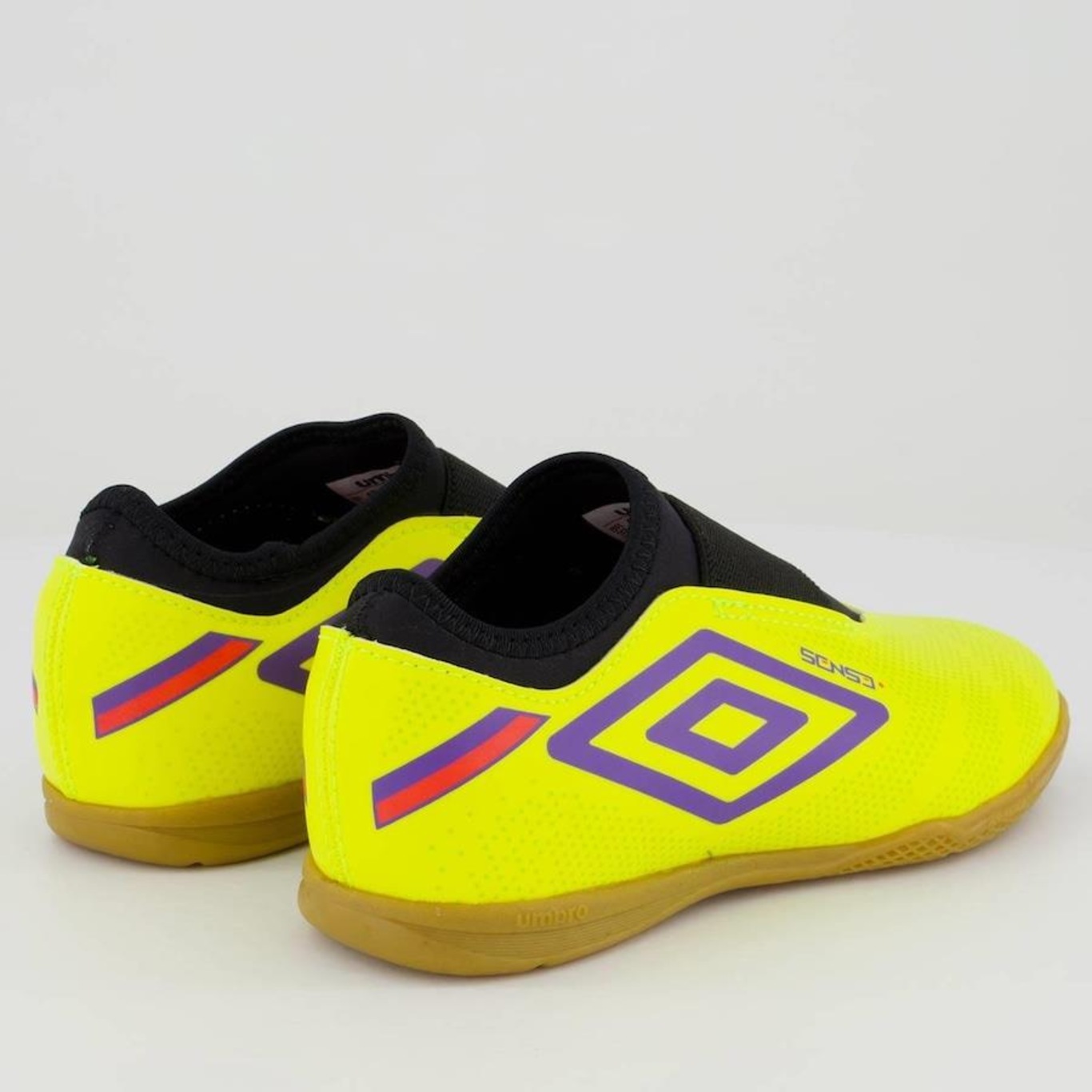 Chuteira Futsal Umbro Sense - Infantil - Foto 3