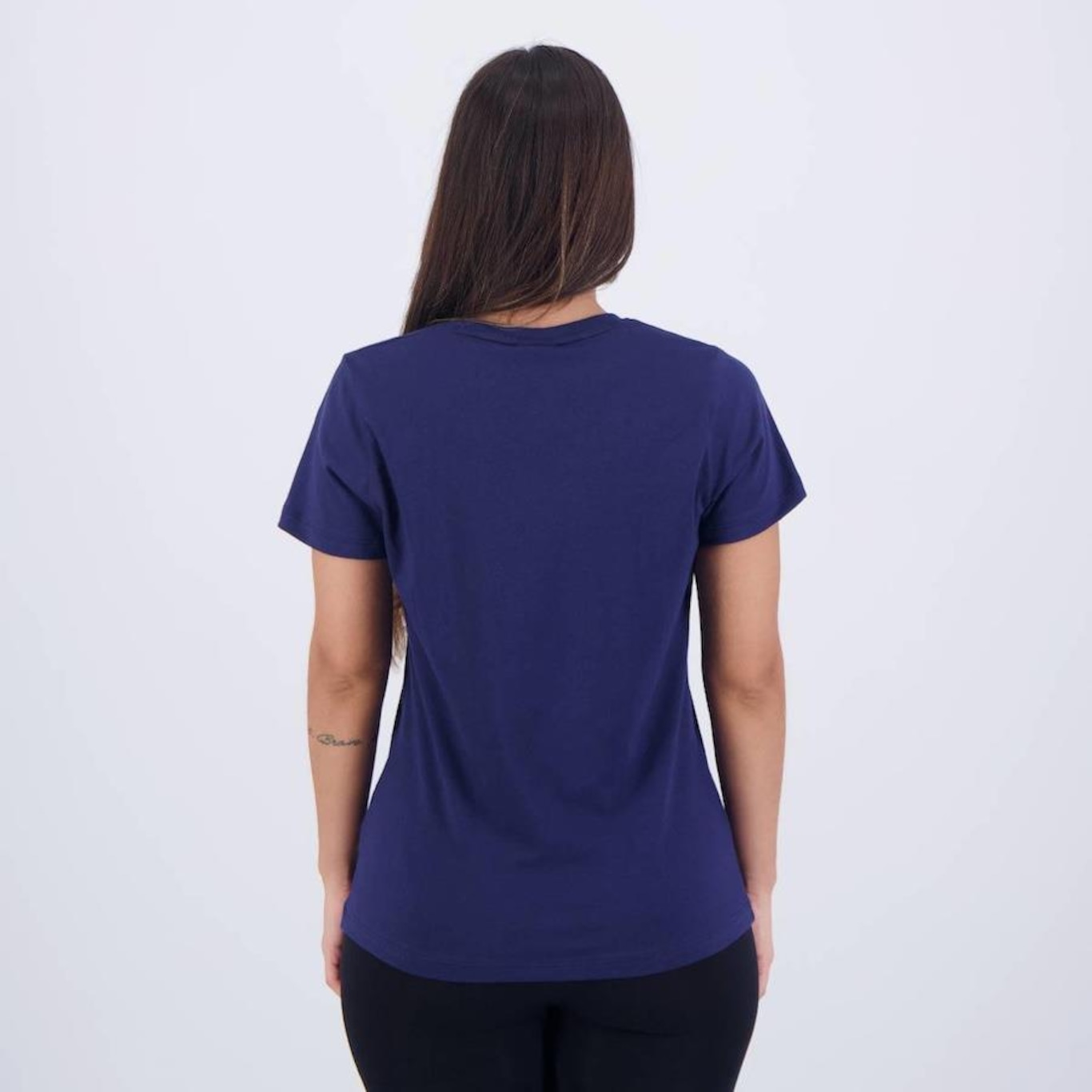 Camiseta Fila Basic - Feminina - Foto 4