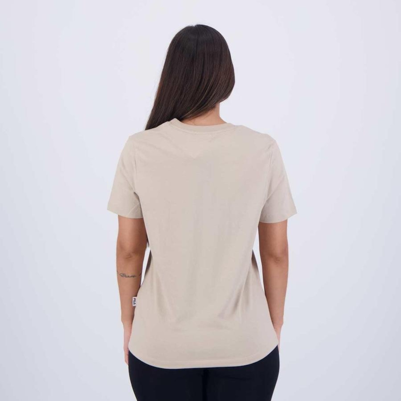 Camiseta Fila Basic - Feminina - Foto 4