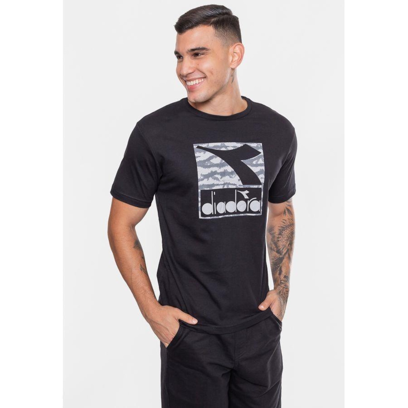 Camiseta Diadora Brindle Logo - Masculina - Foto 4