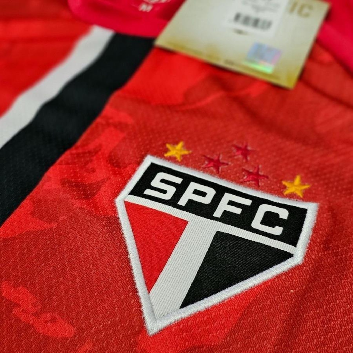 Camisa do São Paulo Classic Retrômania - Masculina - Foto 4