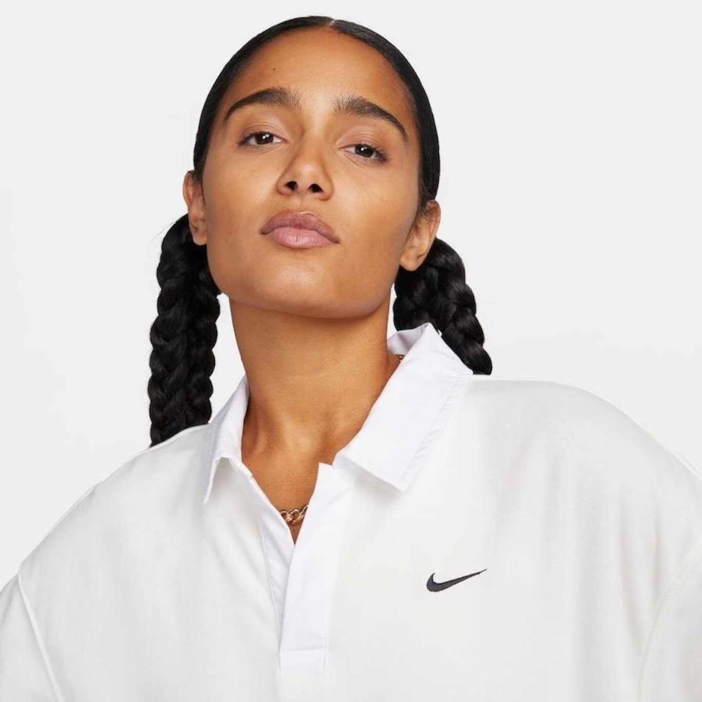 Camisa Polo Nike Sportswear Essential - Feminina - Foto 3