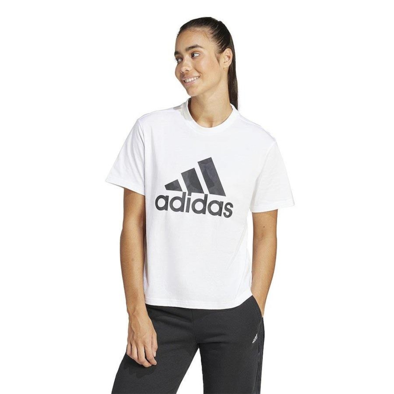 Camiseta Adidas Logo Floral - Feminina - Foto 1