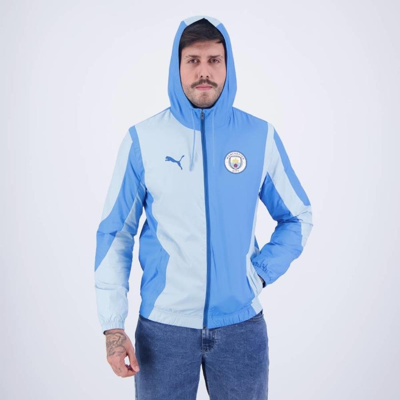 Jaqueta com Capuz Manchester City Pré Jogo Woven Puma - Masculina - Foto 4