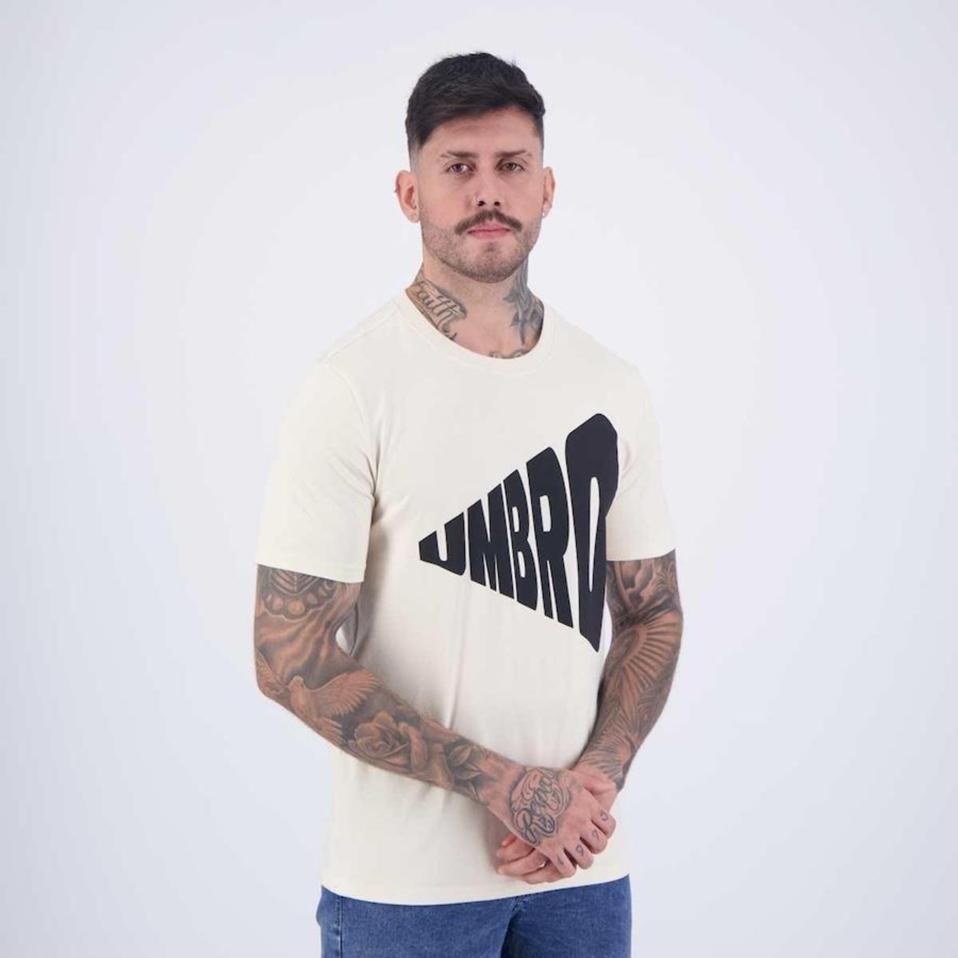 Camiseta Umbro Football Speaker - Masculina - Foto 1