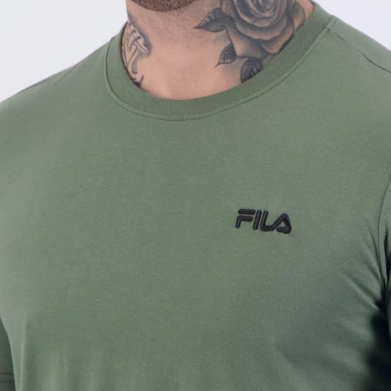 Camiseta Fila Classic II - Masculina - Foto 5