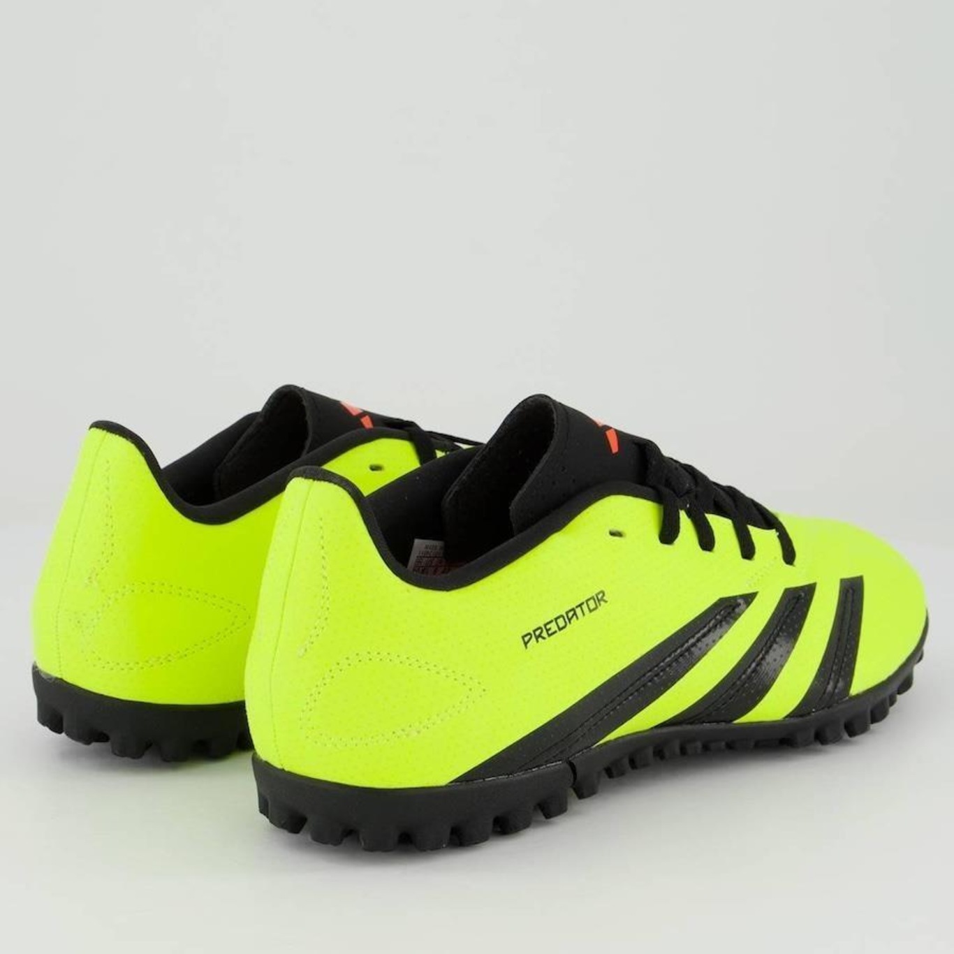 Chuteira Society adidas Predator 24 Club - Adulto - Foto 3