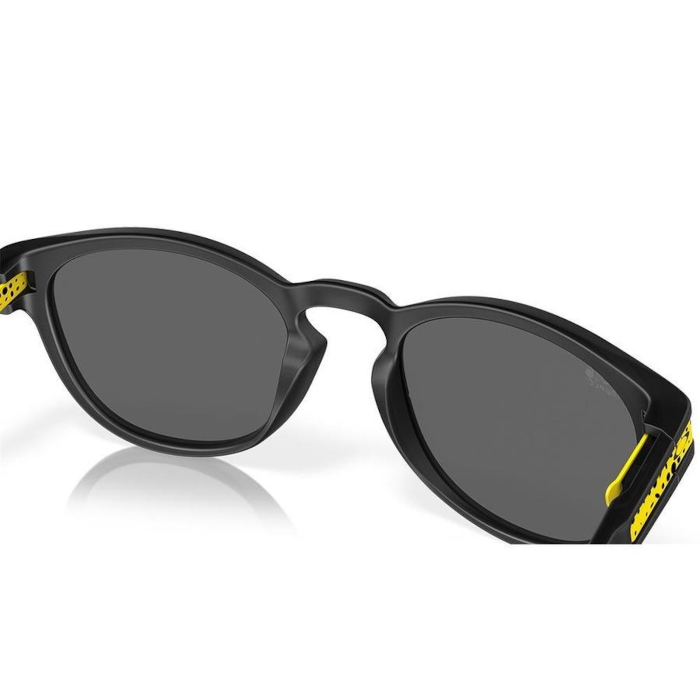 Óculos de Sol Unissex Oakley Latch Matte Black Ink Prizm Black - Foto 2