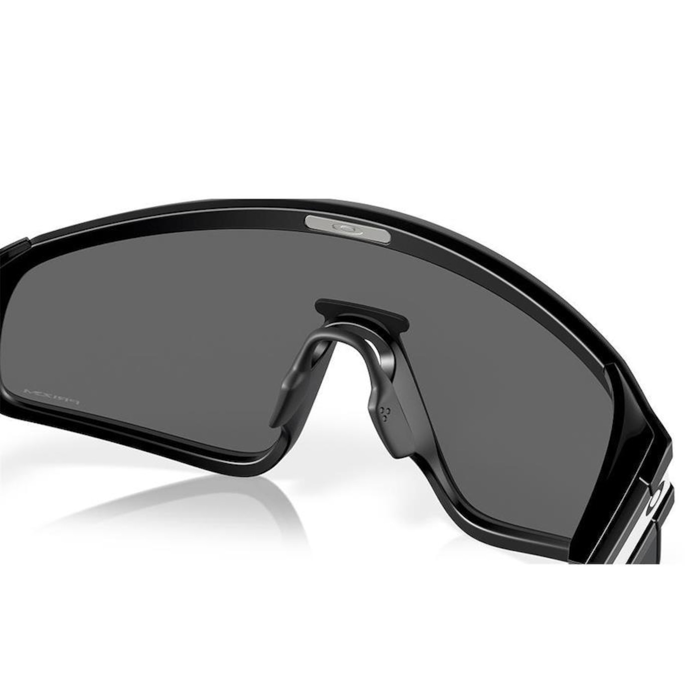 Óculos de Sol Unissex Oakley Latch Panel Matte Black Prizm Black - Foto 2