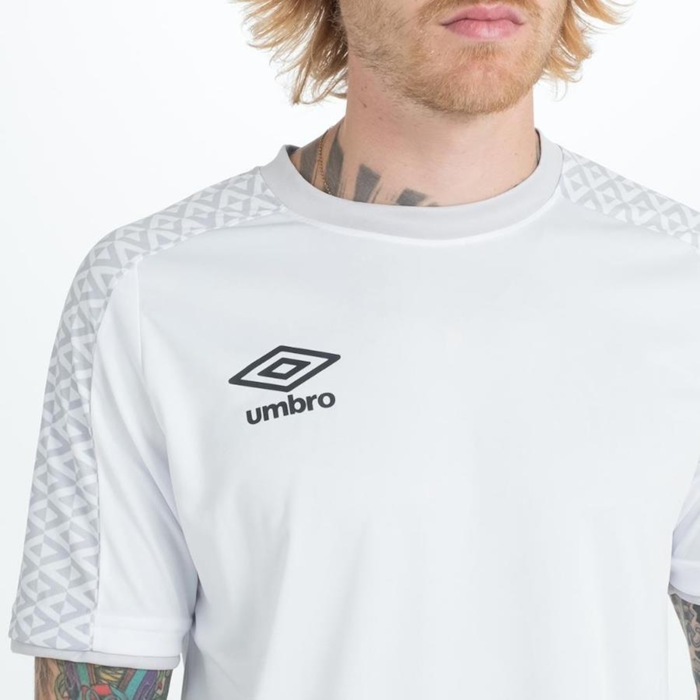 Camiseta Umbro Pro 5 - Masculina - Foto 3