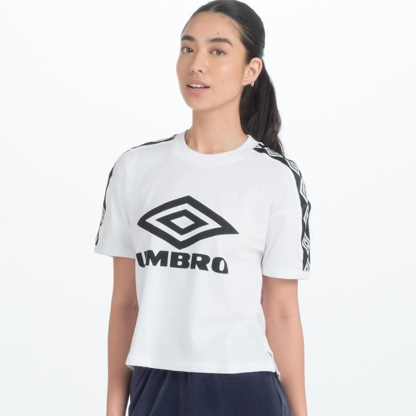 Camiseta Umbro Traditional Diamond Large - Feminina - Foto 3