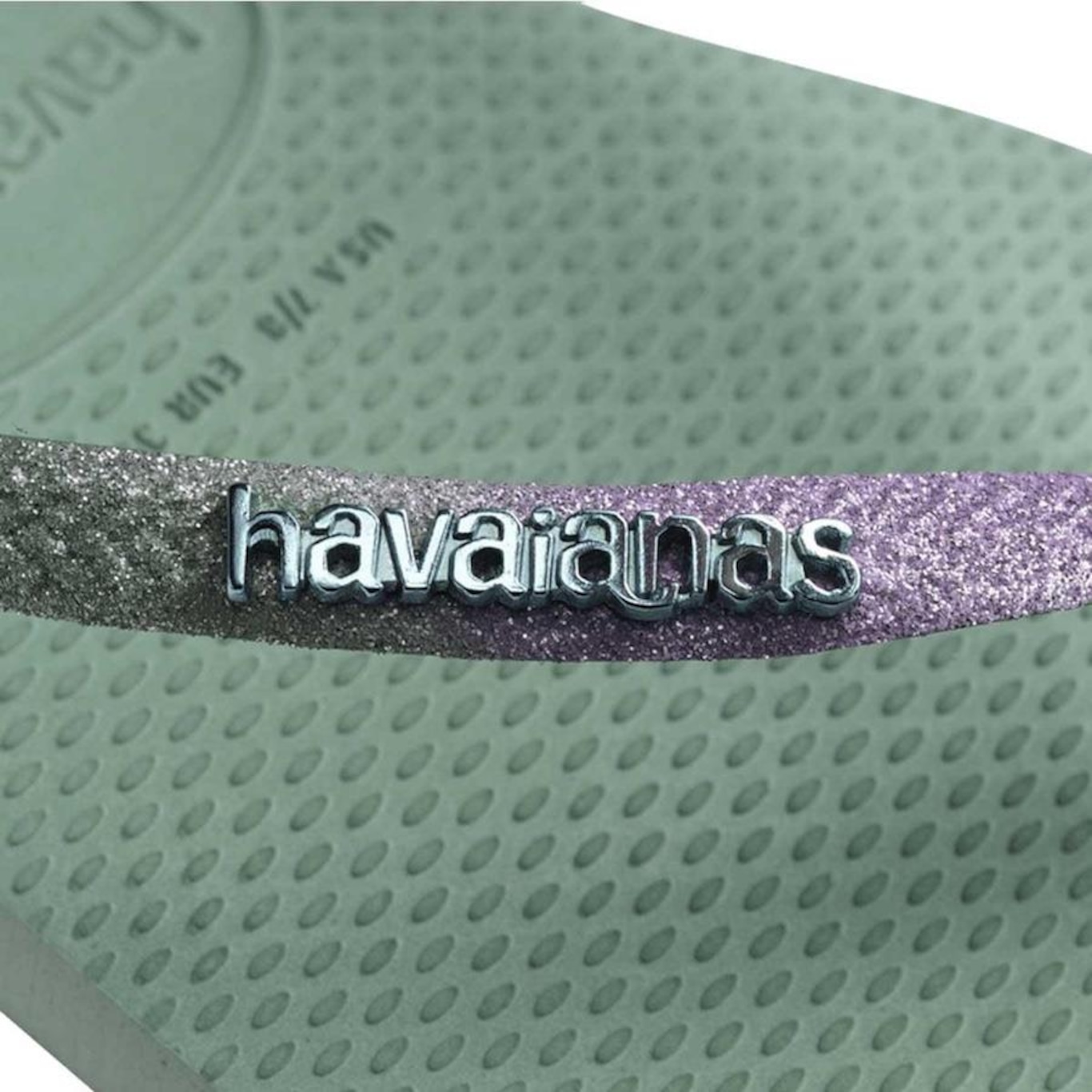 Chinelo Havaianas Slim Square Glitter - Feminino - Foto 4