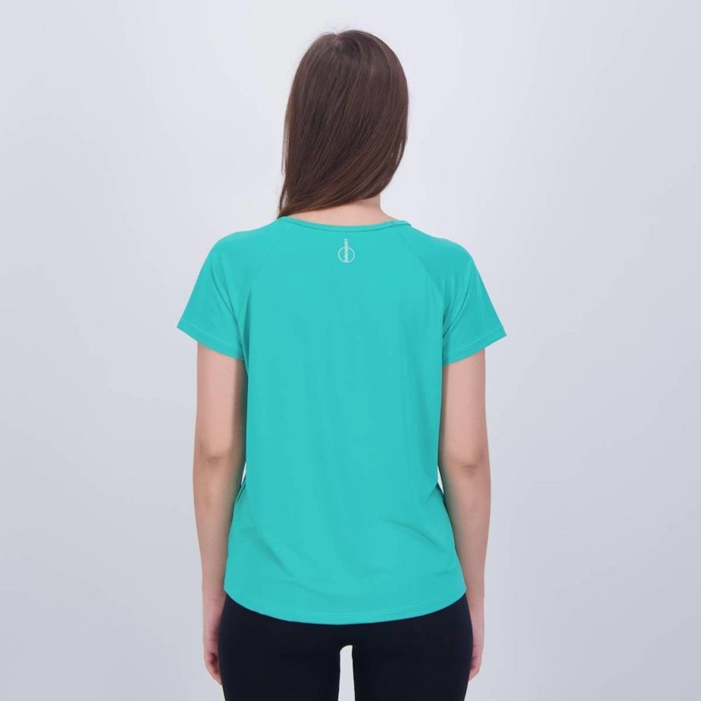 Camiseta Selene Basic - Feminina - Foto 4