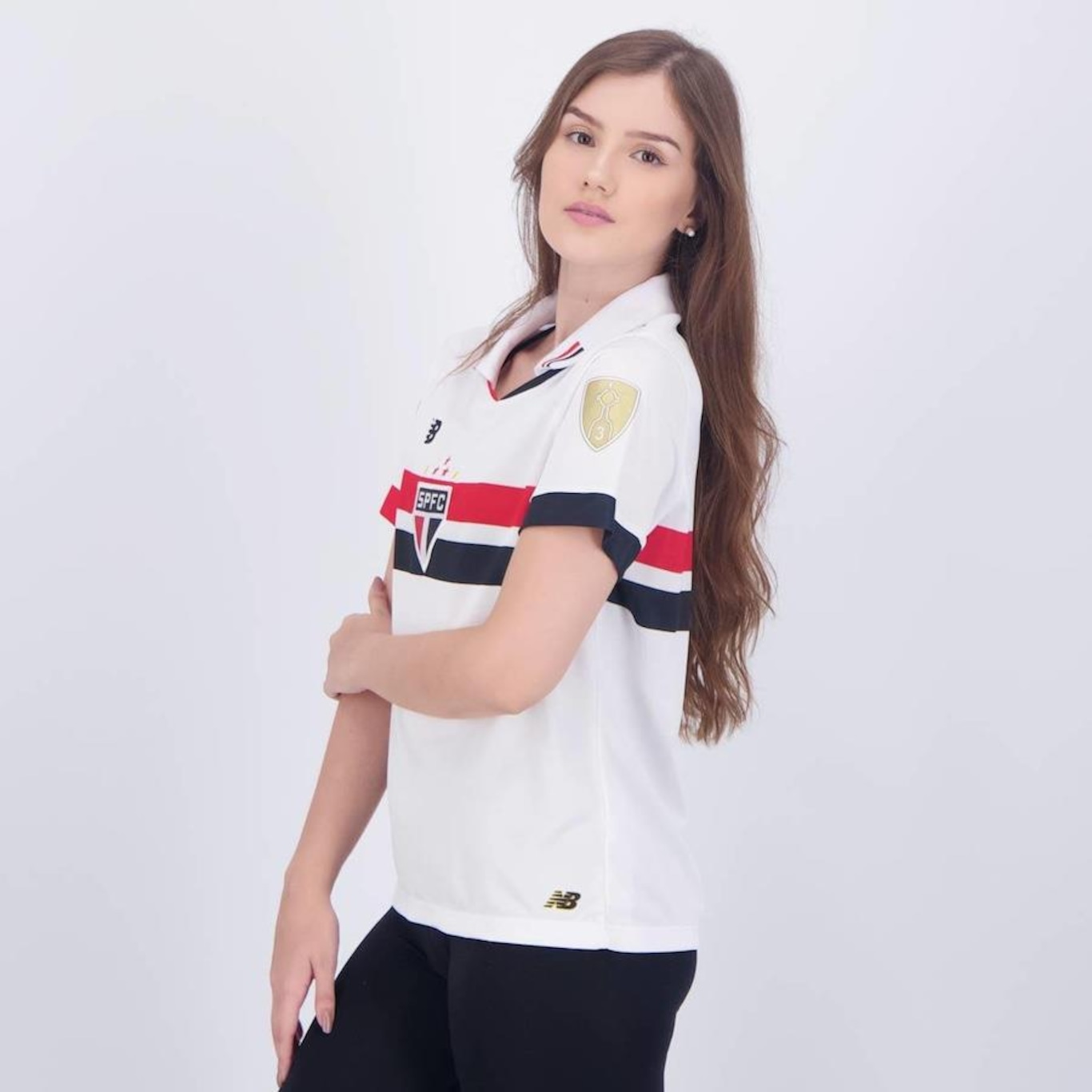 Camisa do São Paulo I 2024 Patch Libertadores New Balance - Feminina - Foto 3