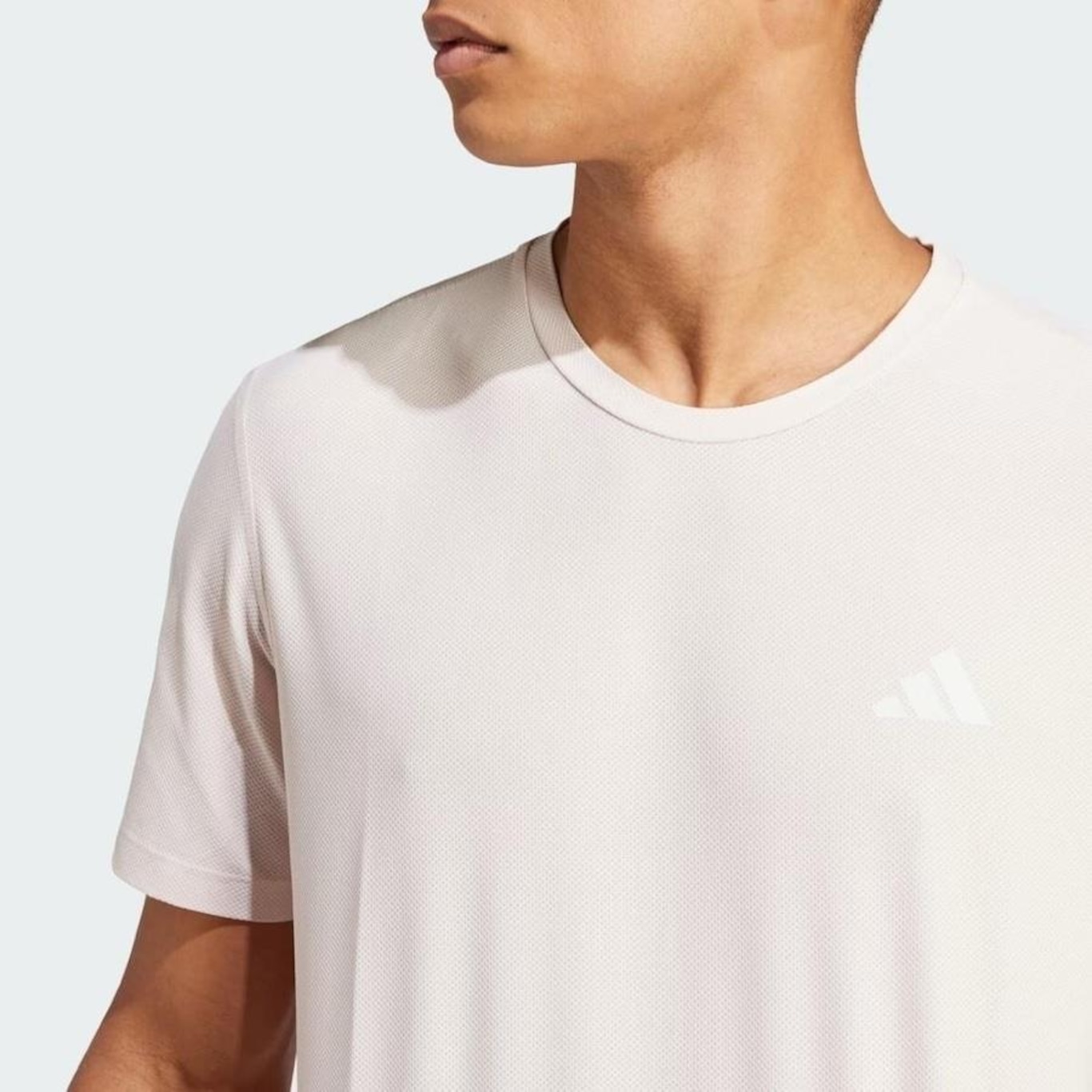 Camiseta adidas Own The Run Base - Masculina - Foto 4