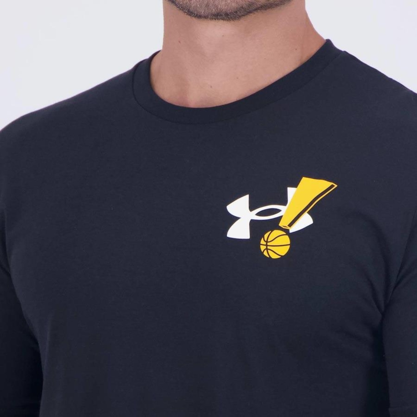 Camiseta Under Armour Exclamation B-Ball - Masculina - Foto 5