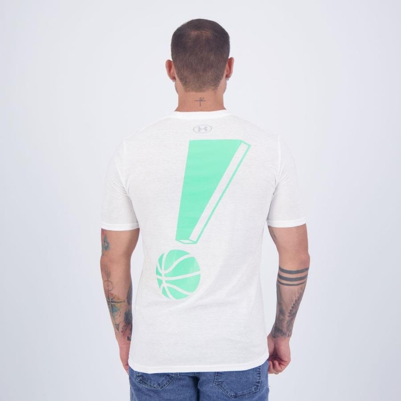 Camiseta Under Armour Exclamation B-Ball - Masculina - Foto 4