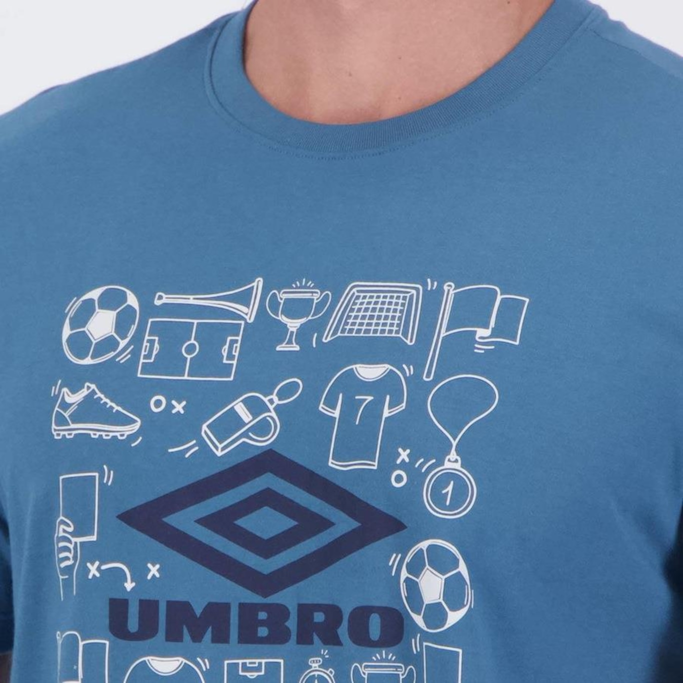 Camiseta Umbro Play - Masculina - Foto 5