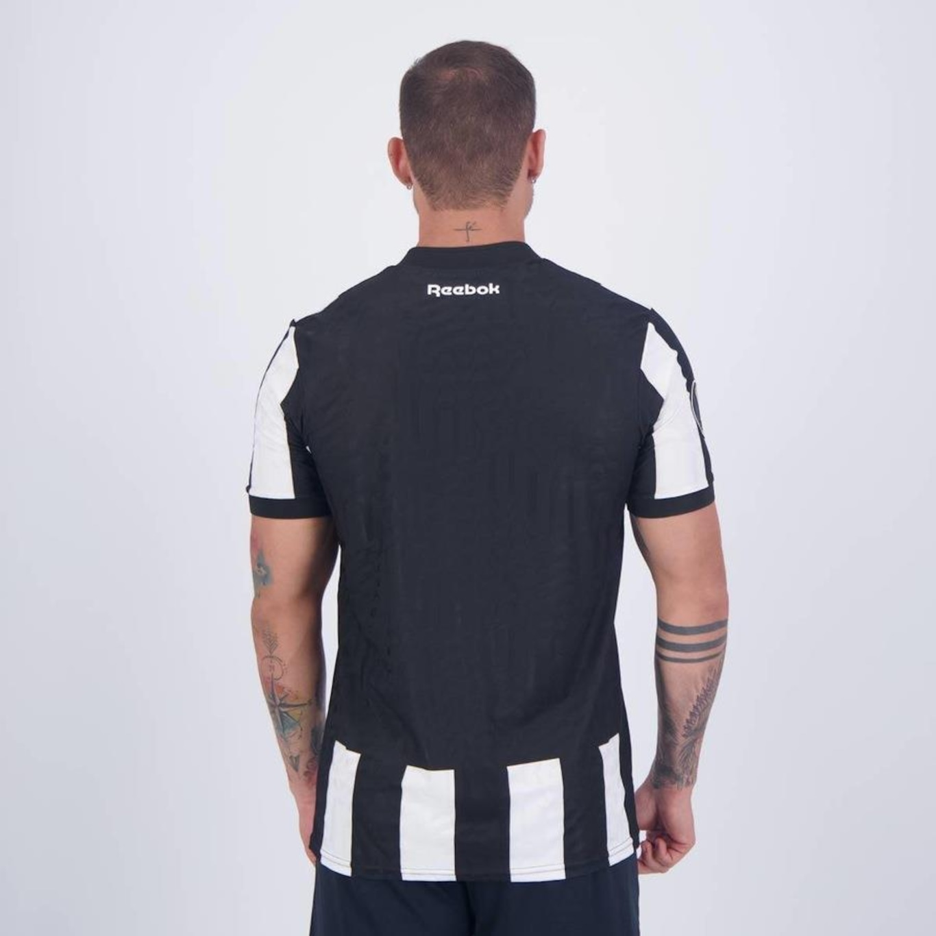 Camisa do Botafogo I 2023 Patch Libertadores Reebok - Masculina - Foto 4