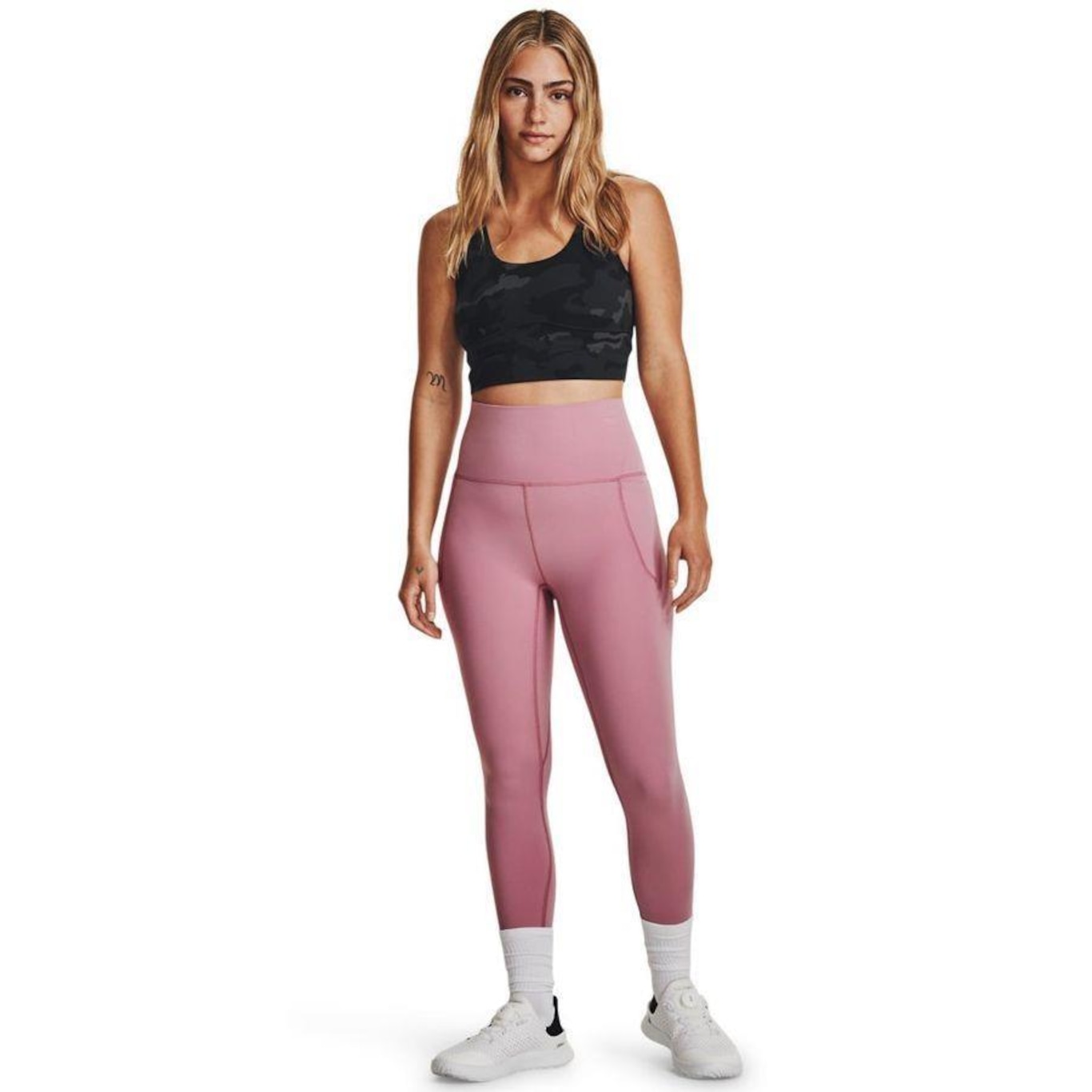 Camiseta Regata de Treino Under Armour Meridian Fitted Crop - Feminina - Foto 4