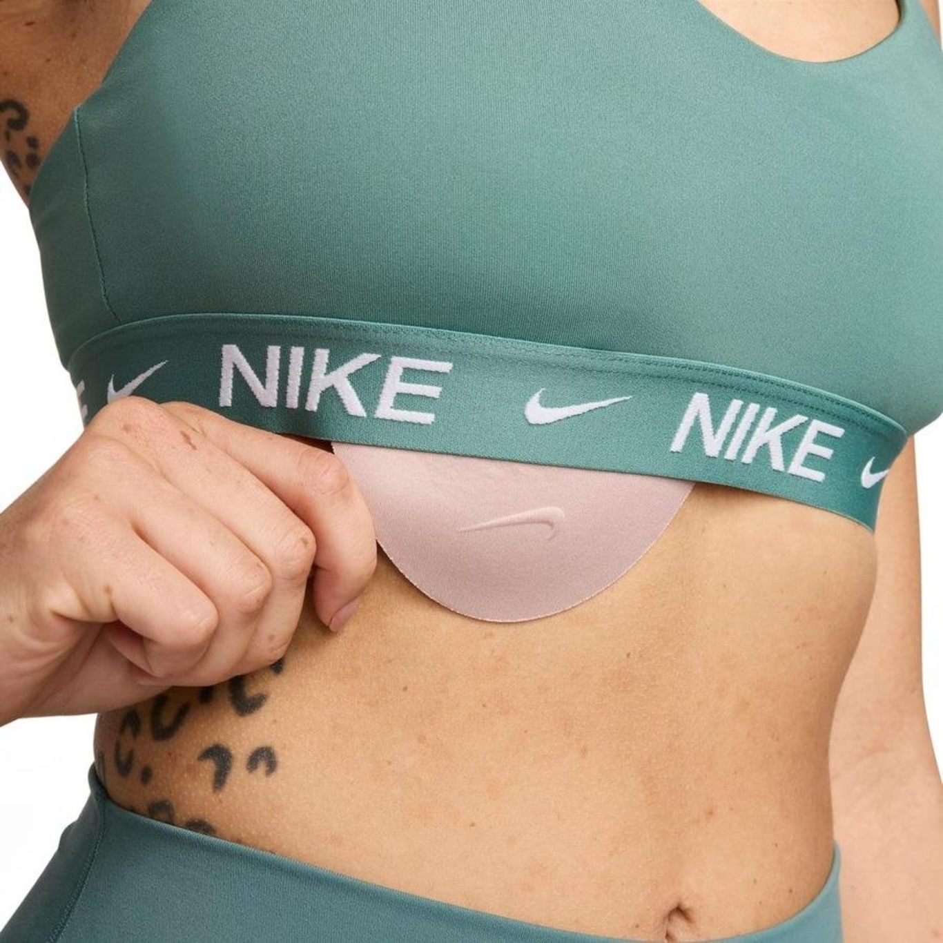 Top Nike Indy - Feminino - Foto 6