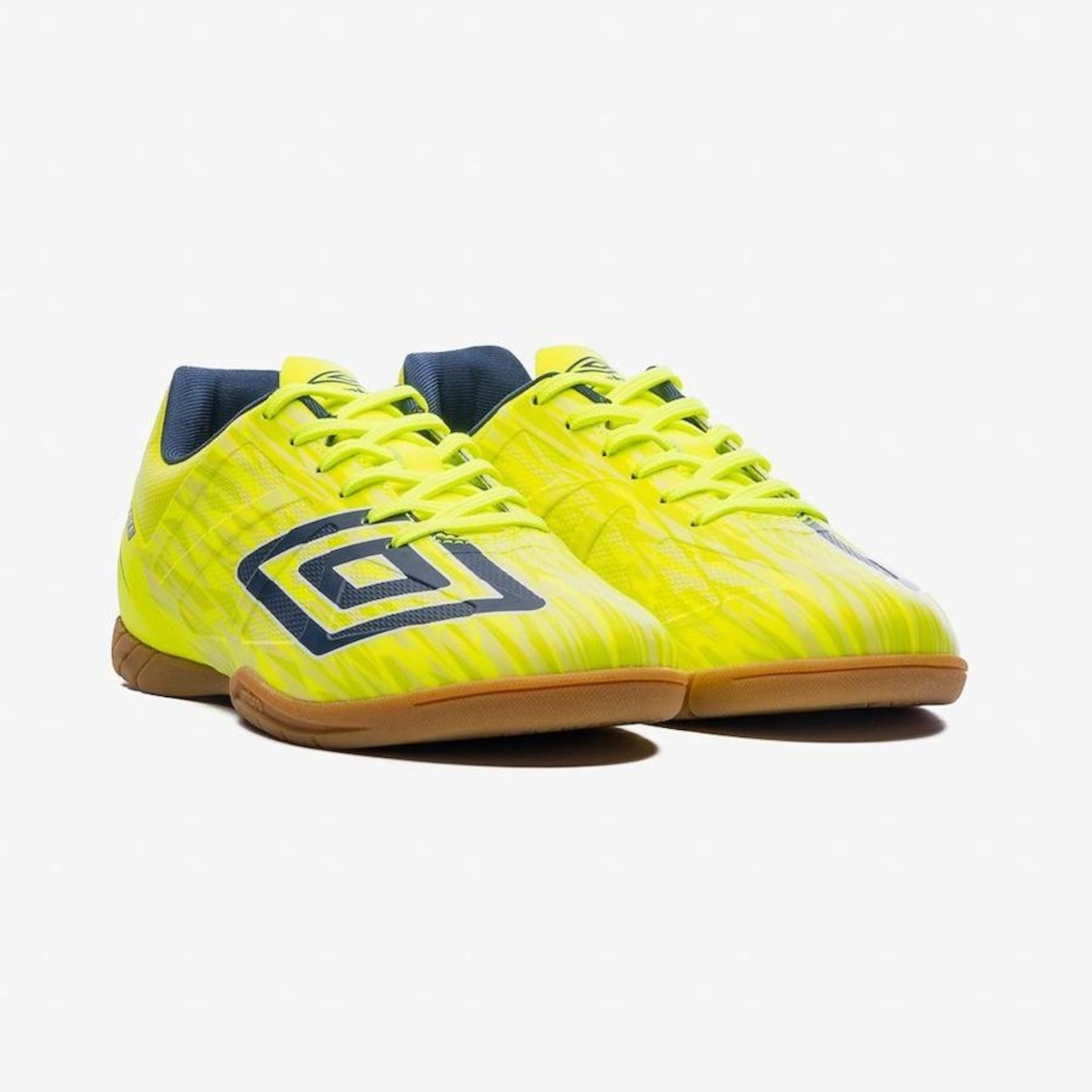 Chuteira Futsal Umbro Ultimate - Adulto - Foto 3