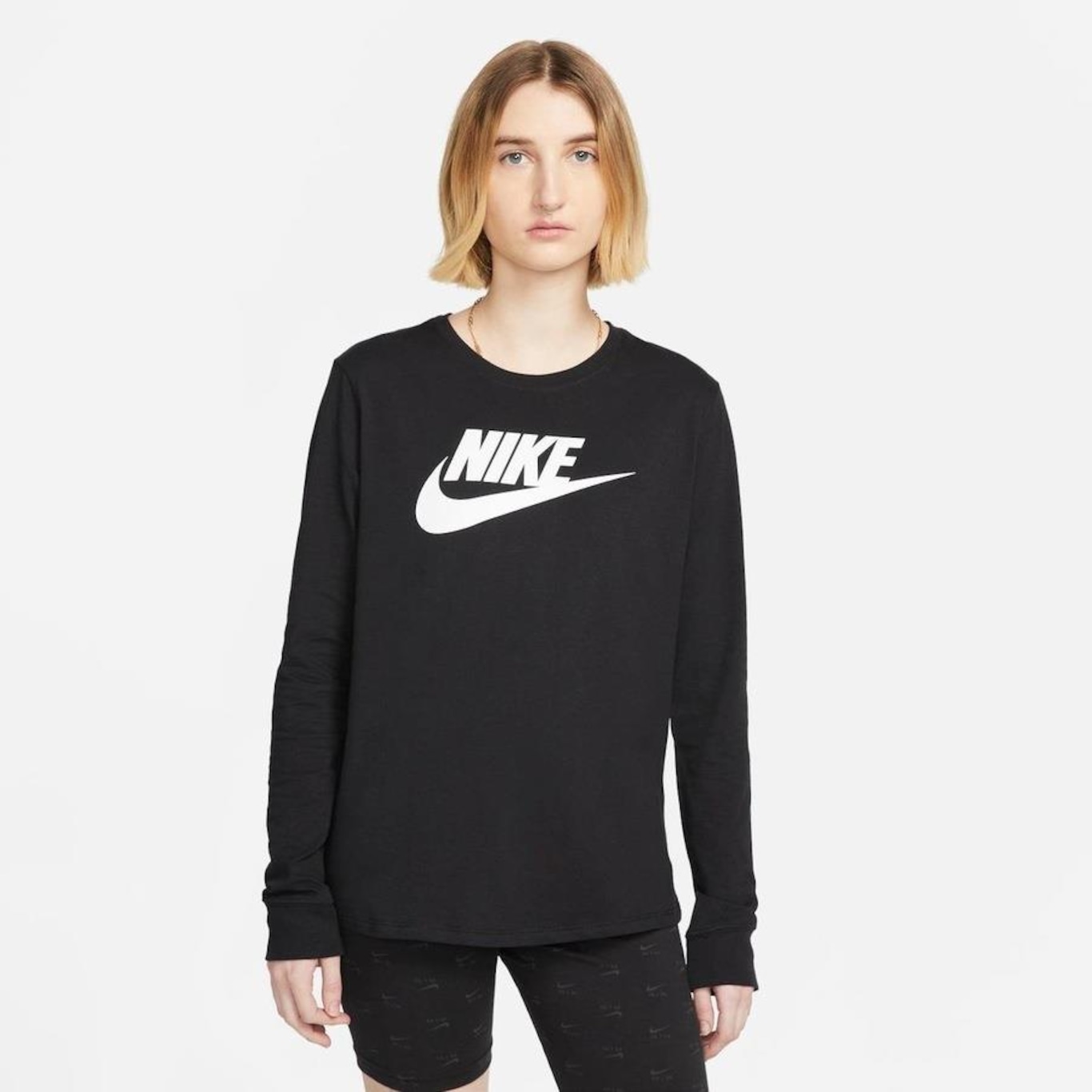 Camiseta Nike Sportswear Essential - Feminina - Foto 1