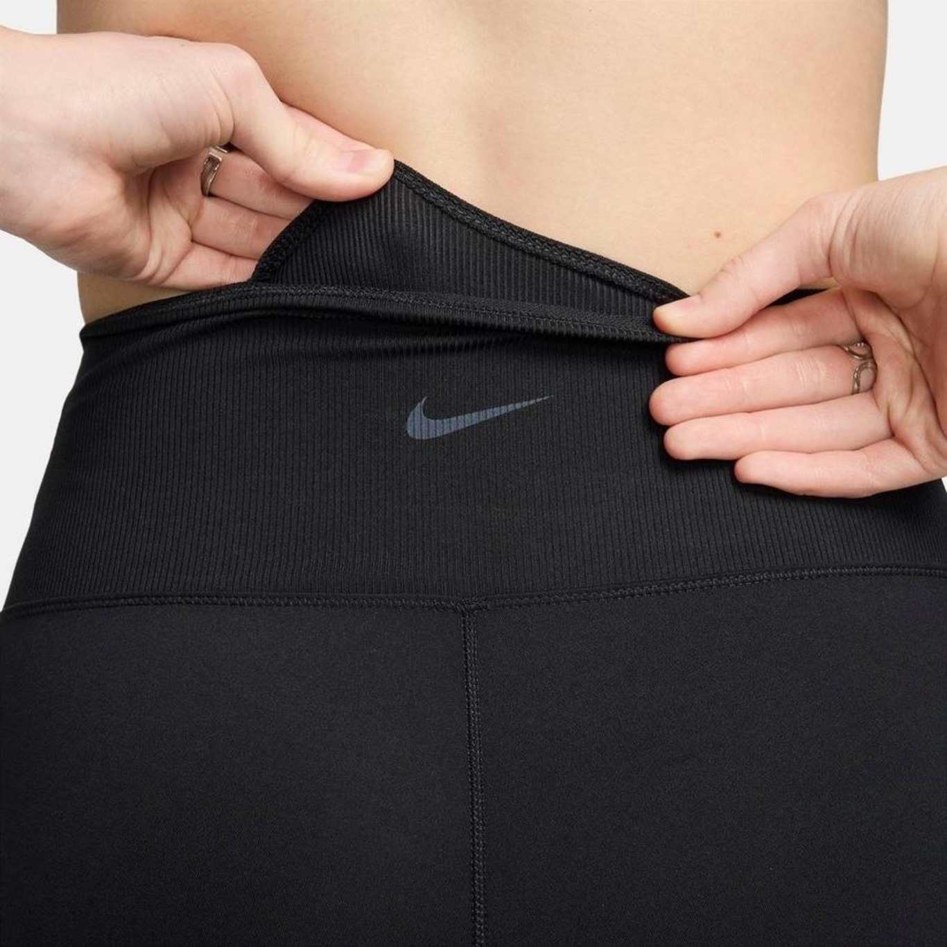 Calça Legging Nike Dri-Fit One - Feminina - Foto 6