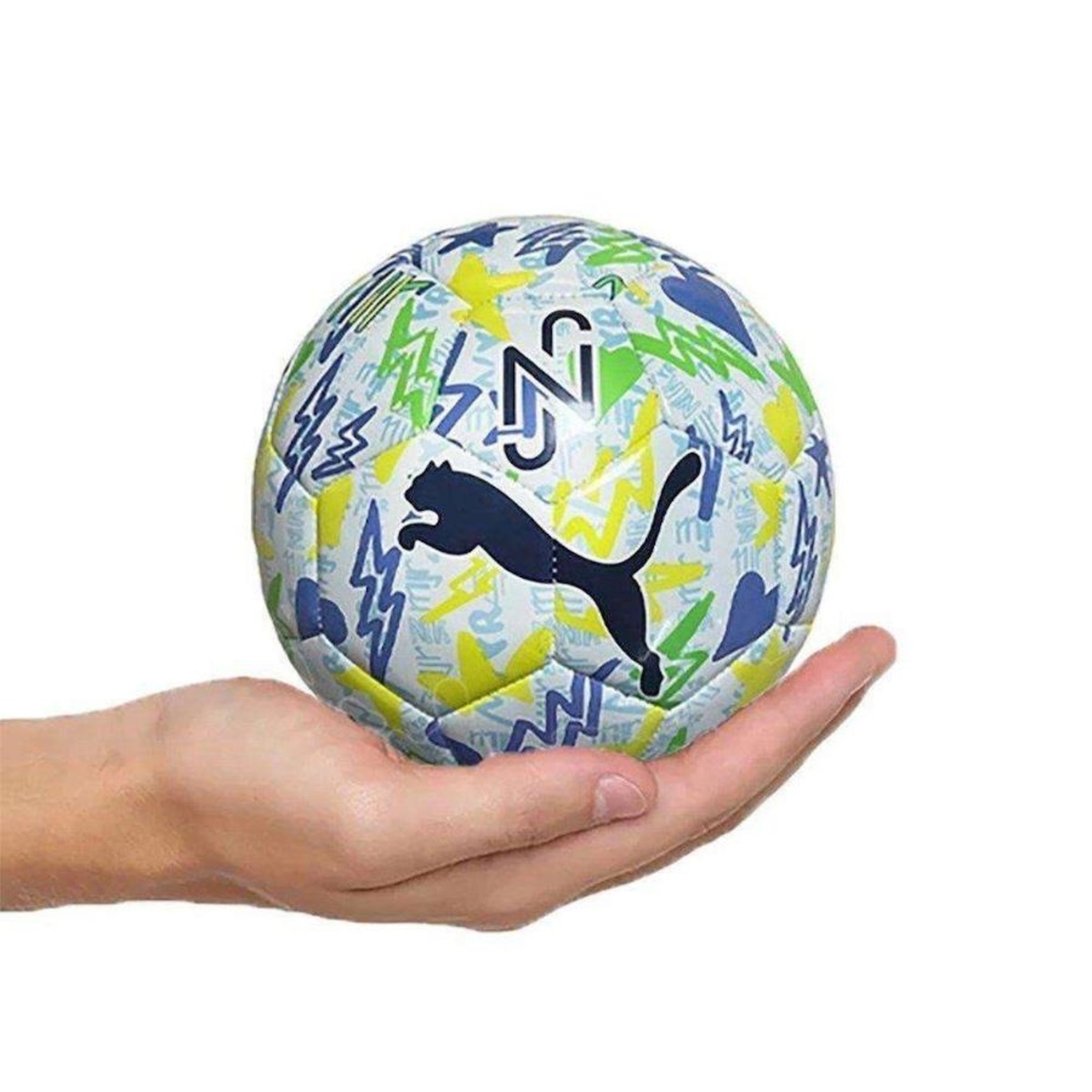 Mini Bola de Futebol de Campo Neymar Puma Graphic - Foto 1